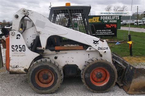 botcat caterpillar 250 skid steer|cat 250 specs.